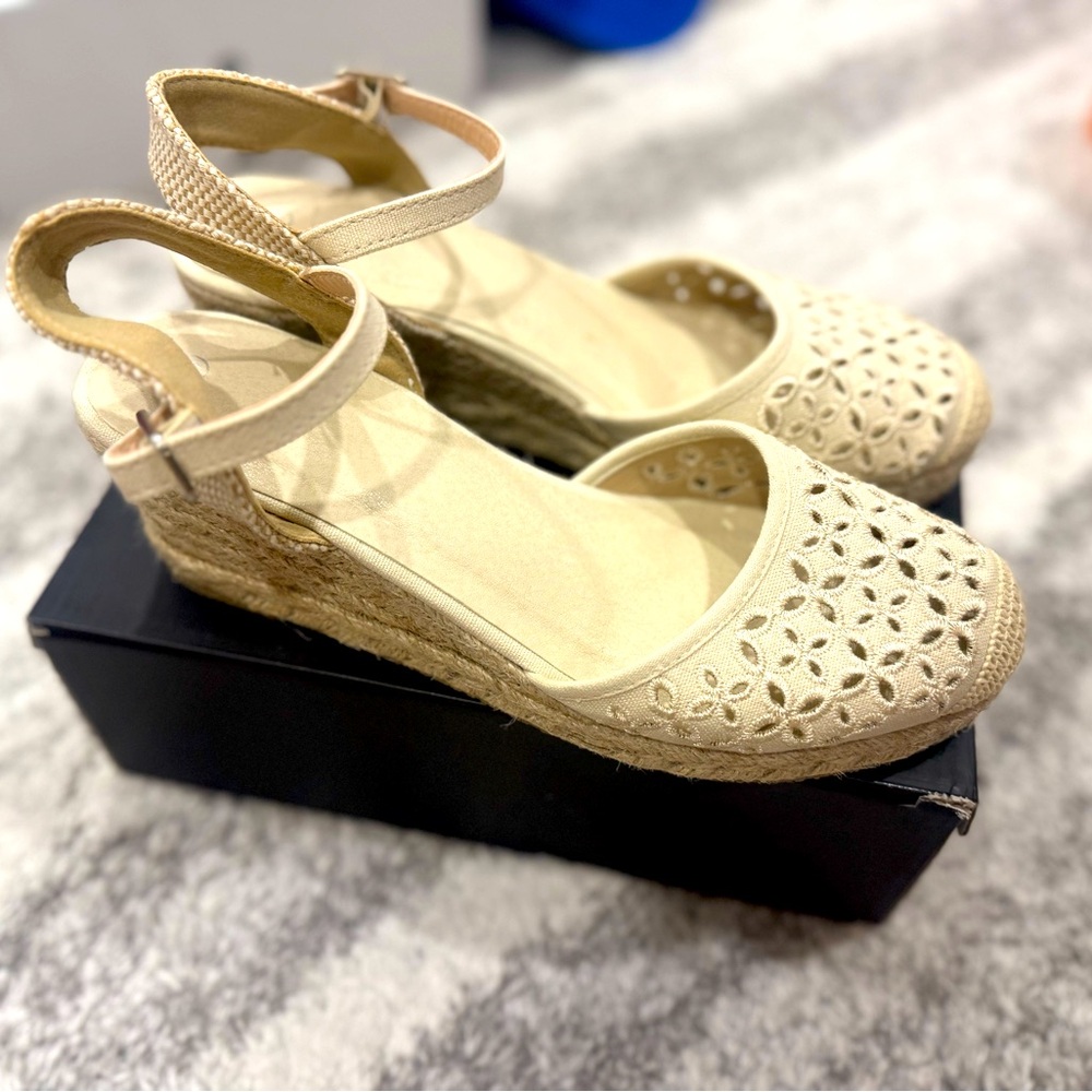 Elegant Cream Wedge Sandals